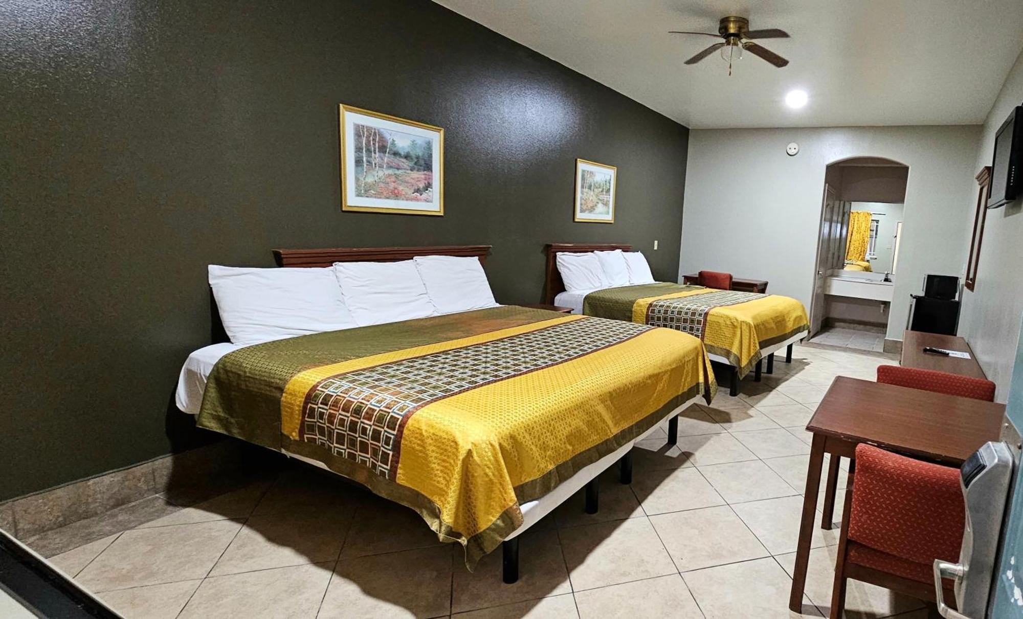 Texas Inn And Suites Rgv เอดินเบิร์ก ภายนอก รูปภาพ