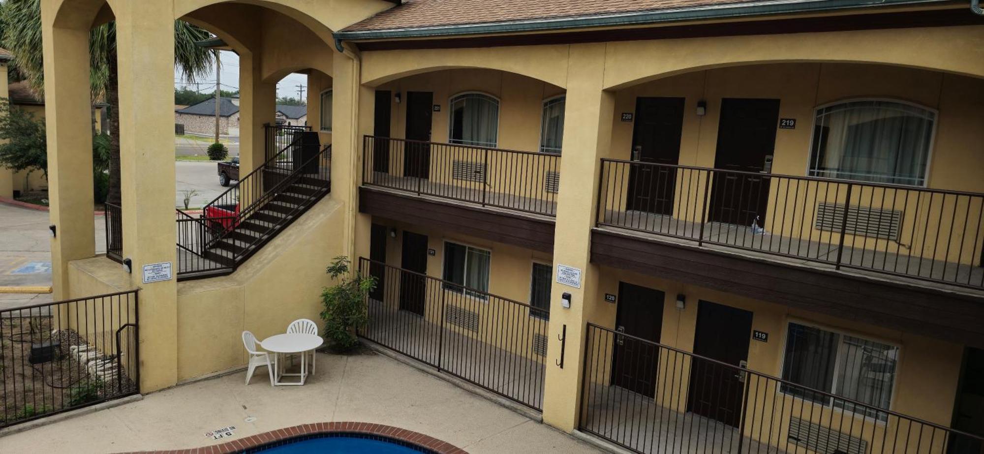 Texas Inn And Suites Rgv เอดินเบิร์ก ภายนอก รูปภาพ