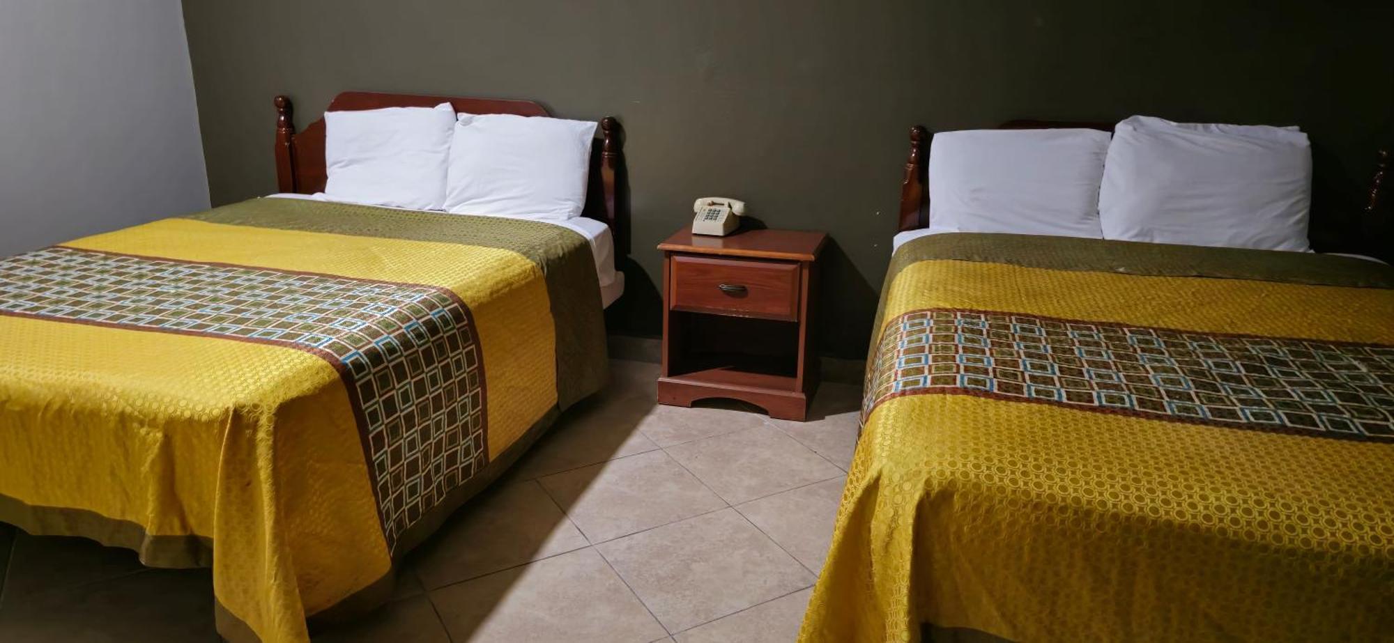 Texas Inn And Suites Rgv เอดินเบิร์ก ภายนอก รูปภาพ