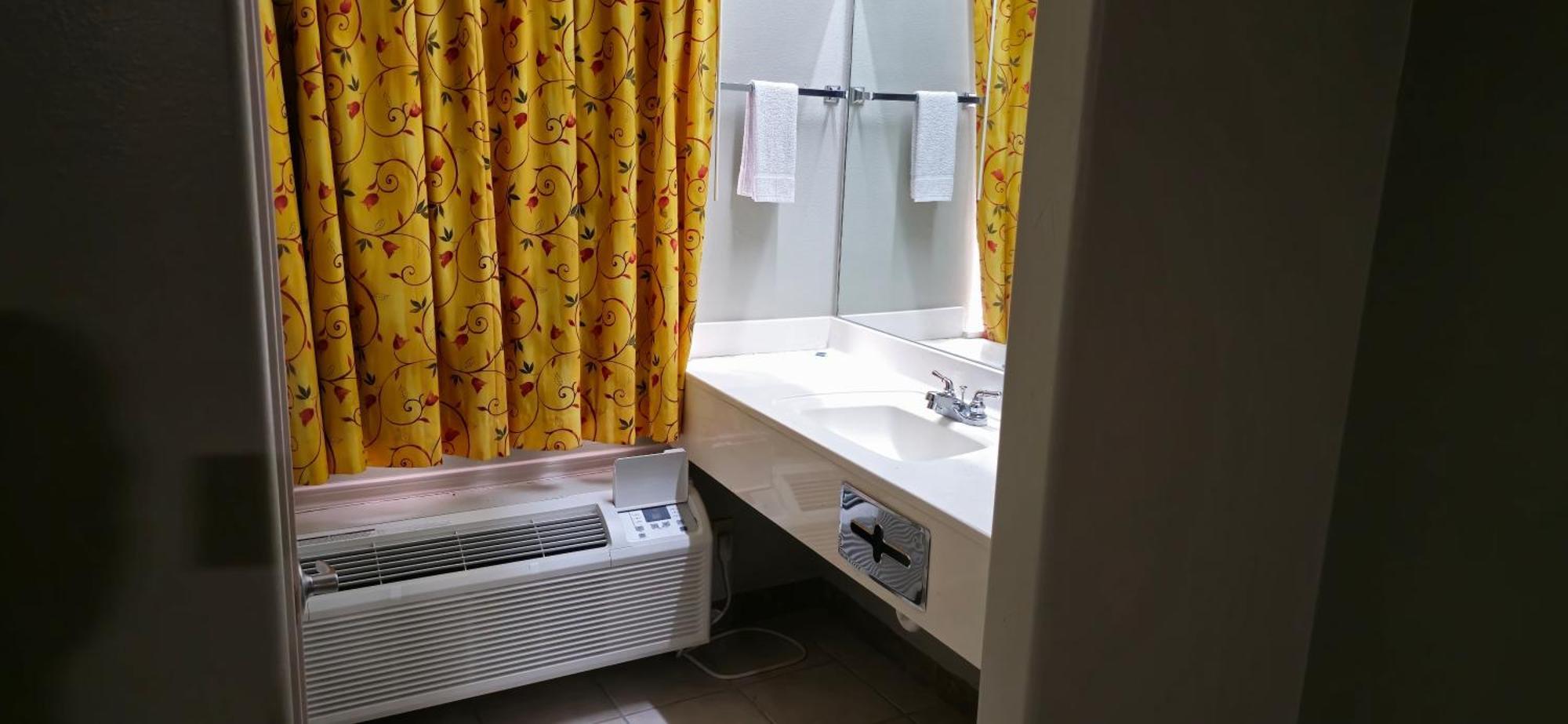 Texas Inn And Suites Rgv เอดินเบิร์ก ภายนอก รูปภาพ