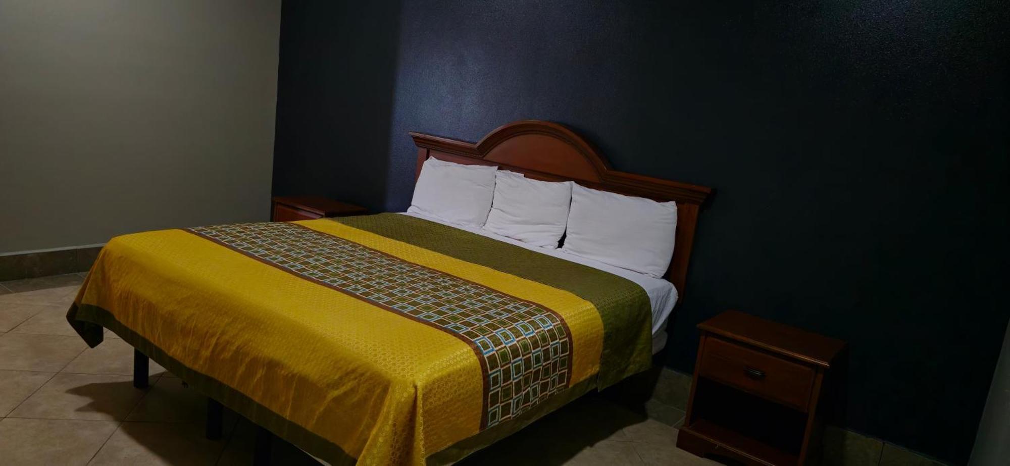 Texas Inn And Suites Rgv เอดินเบิร์ก ภายนอก รูปภาพ